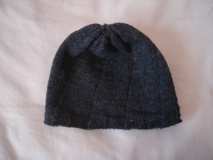Matching hat!  It has some ribbing at the very edge, the rest is just straight stockinette stitch)